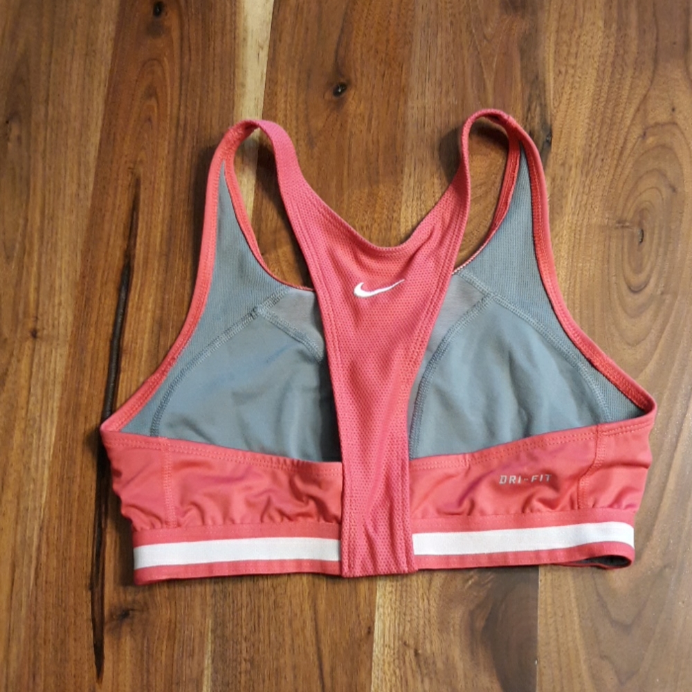 Nike Sports Bra - Picture 1 of 7